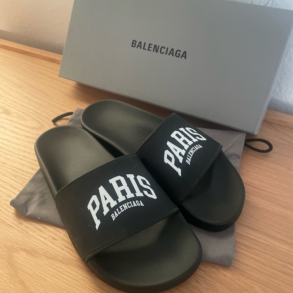 SLE!!!!New Balenciaga Paris logo‎ pool slides size USA 39